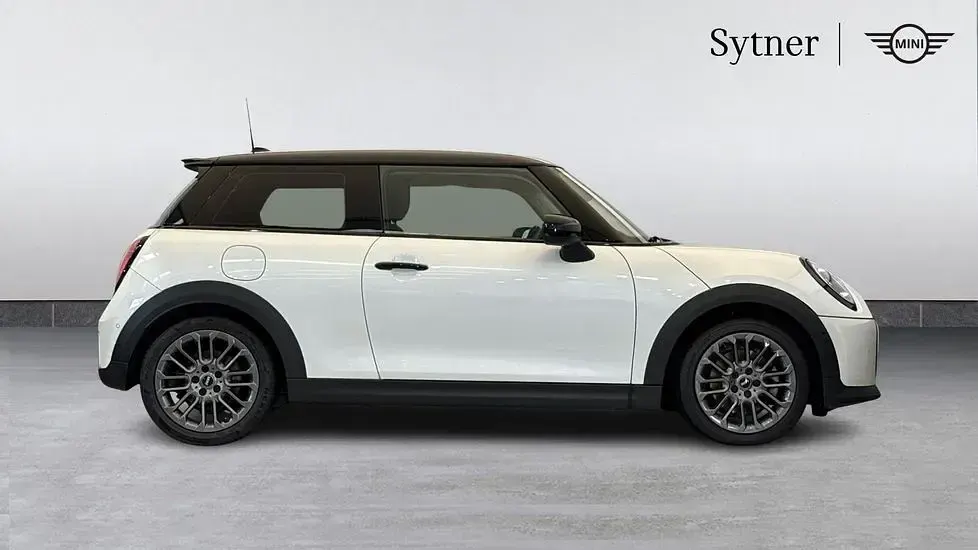 Used Mini Cooper S Hatch 201 HP (147 kW) 2024 White Hatchback