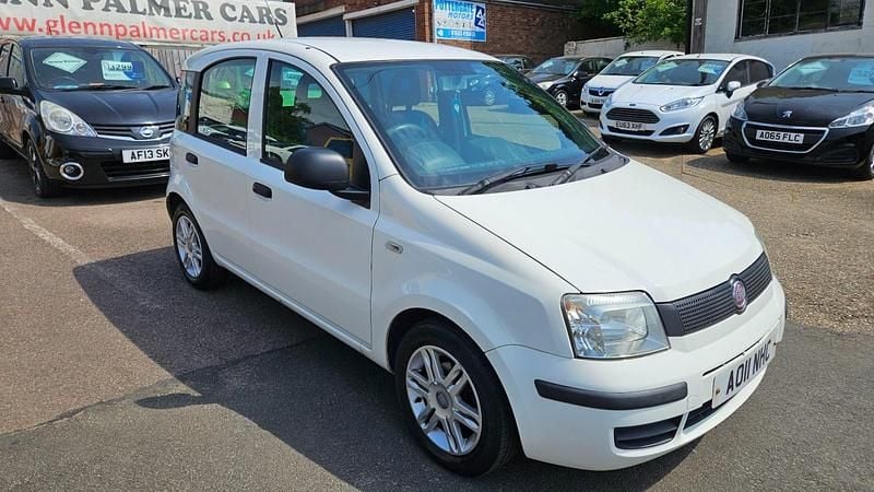 White Used 2011 Fiat Panda Hatchback | £2,500 (A bit pricey) - Image 1/4