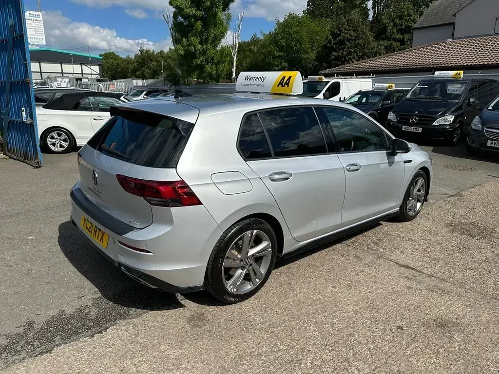 Used VW Golf VII R-line 150 HP (110 kW) 2021 Silver Hatchback
