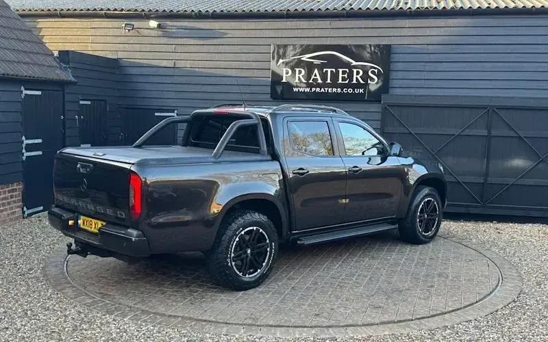 Used Mercedes X250 190 HP (139 kW) 2018 Black Pickup