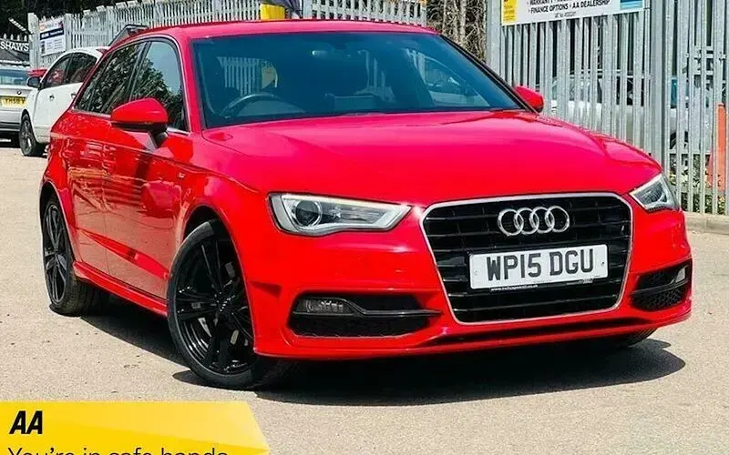 Begagnad Audi A3 Sportback S-Line 179 HK (131 kW) 2015 Halvkombi