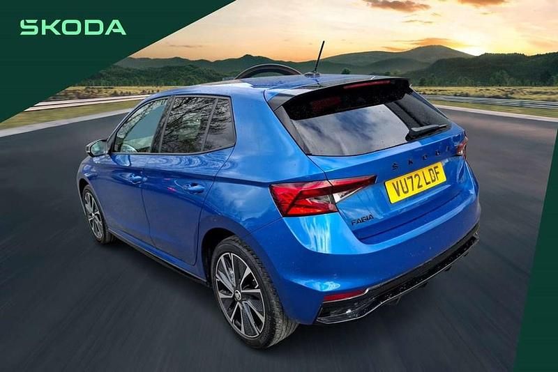 Begagnad Skoda Fabia Monte Carlo 108 HK (79 kW) 2022 Blå Halvkombi
