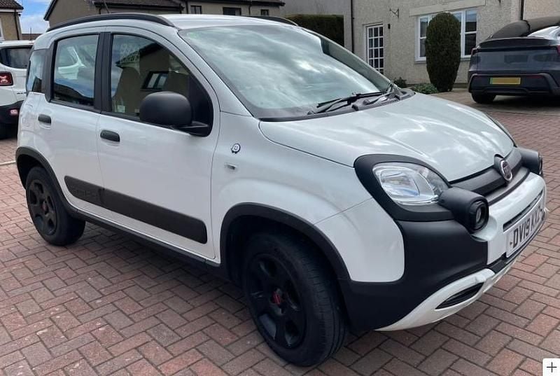 Used Fiat Panda 4x4 90 HP (66 kW) 2019 White Hatchback