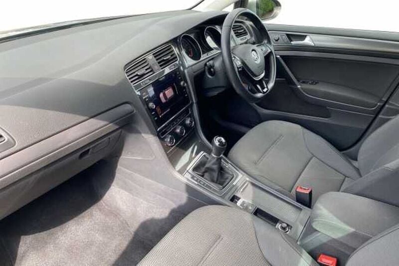 Image 2/4