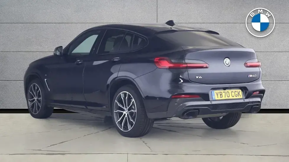 Usado BMW X4 M Sport 349 HP (256 kW) 2020 Preto SUV