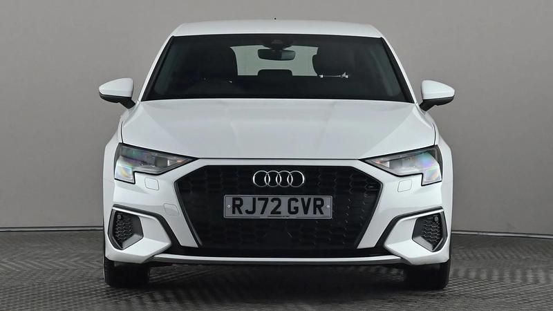 Used Audi A3 Advanced 110 HP (80 kW) 2023 White Sedan