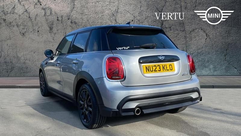 Used Mini Cooper Classic 136 HP (100 kW) 2022 Silver Hatchback