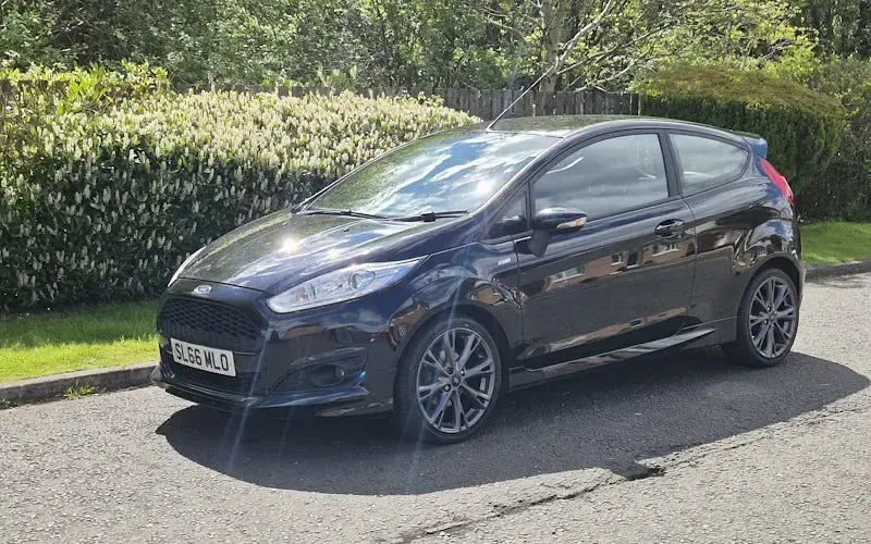 Begagnad Ford Fiesta ST-Line 125 HK (91 kW) 2016 Halvkombi
