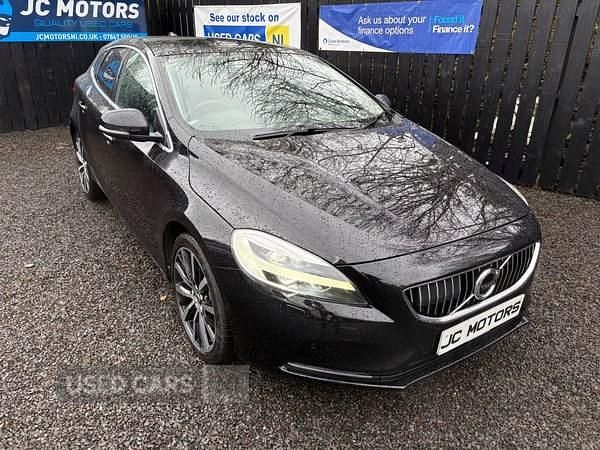 Used Volvo V40 Inscription 2019 Black Hatchback