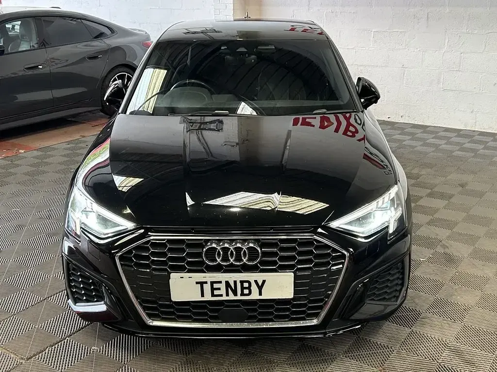Used Audi A3 Sportback S-Line 150 HP (110 kW) 2020 Black Hatchback