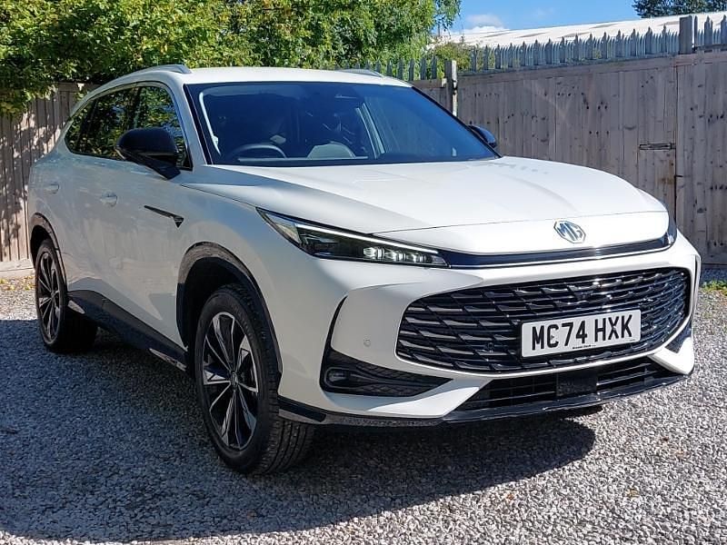 White Used 2024 MG HS Trophy SUV | £21,698 (Expensive) - Image 1/4
