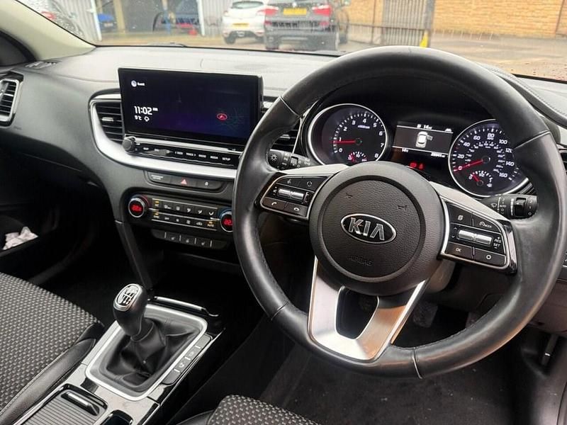 Used Kia XCeed 158 HP (116 kW) 2021 Red SUV