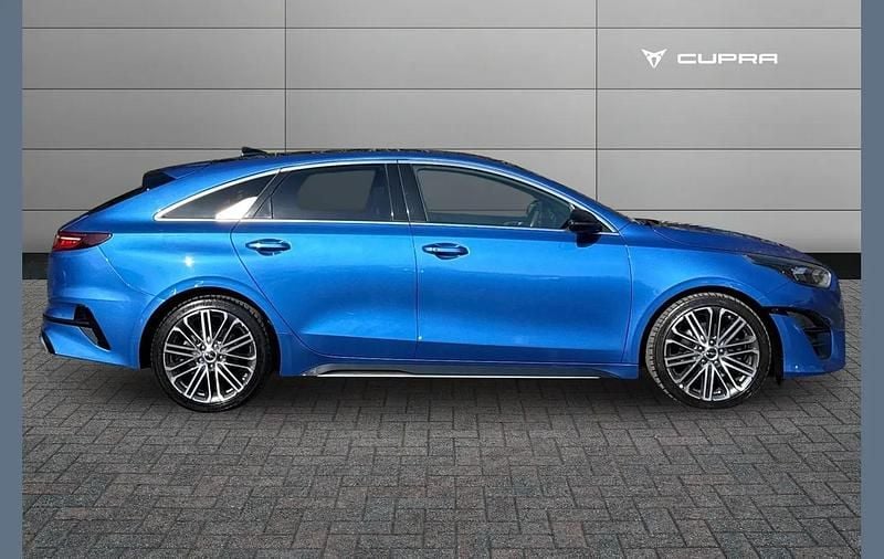 Used Kia ProCeed GT-Line S 157 HP (115 kW) 2024 Blue Estate