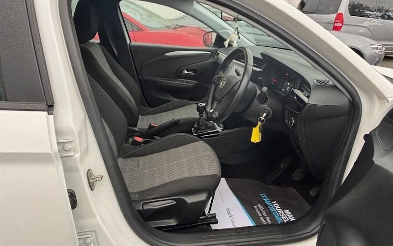 Used Vauxhall Corsa S 101 HP (74 kW) 2021 White Hatchback