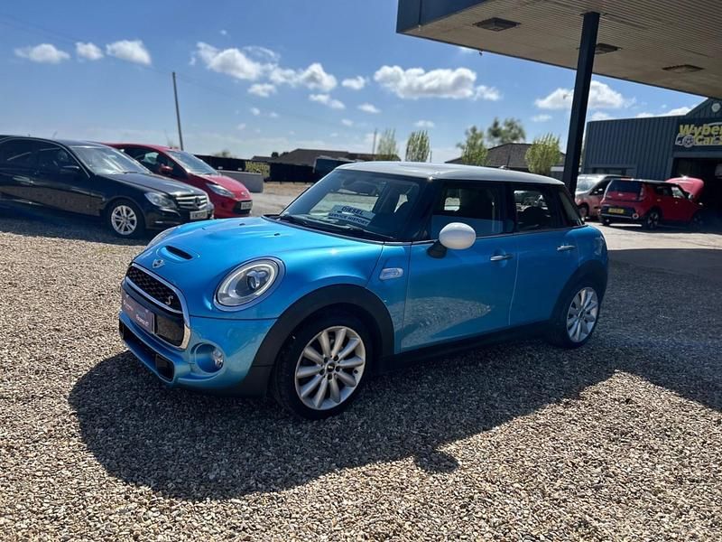Begagnad Mini Cooper S Hatch 2016 Blå Halvkombi