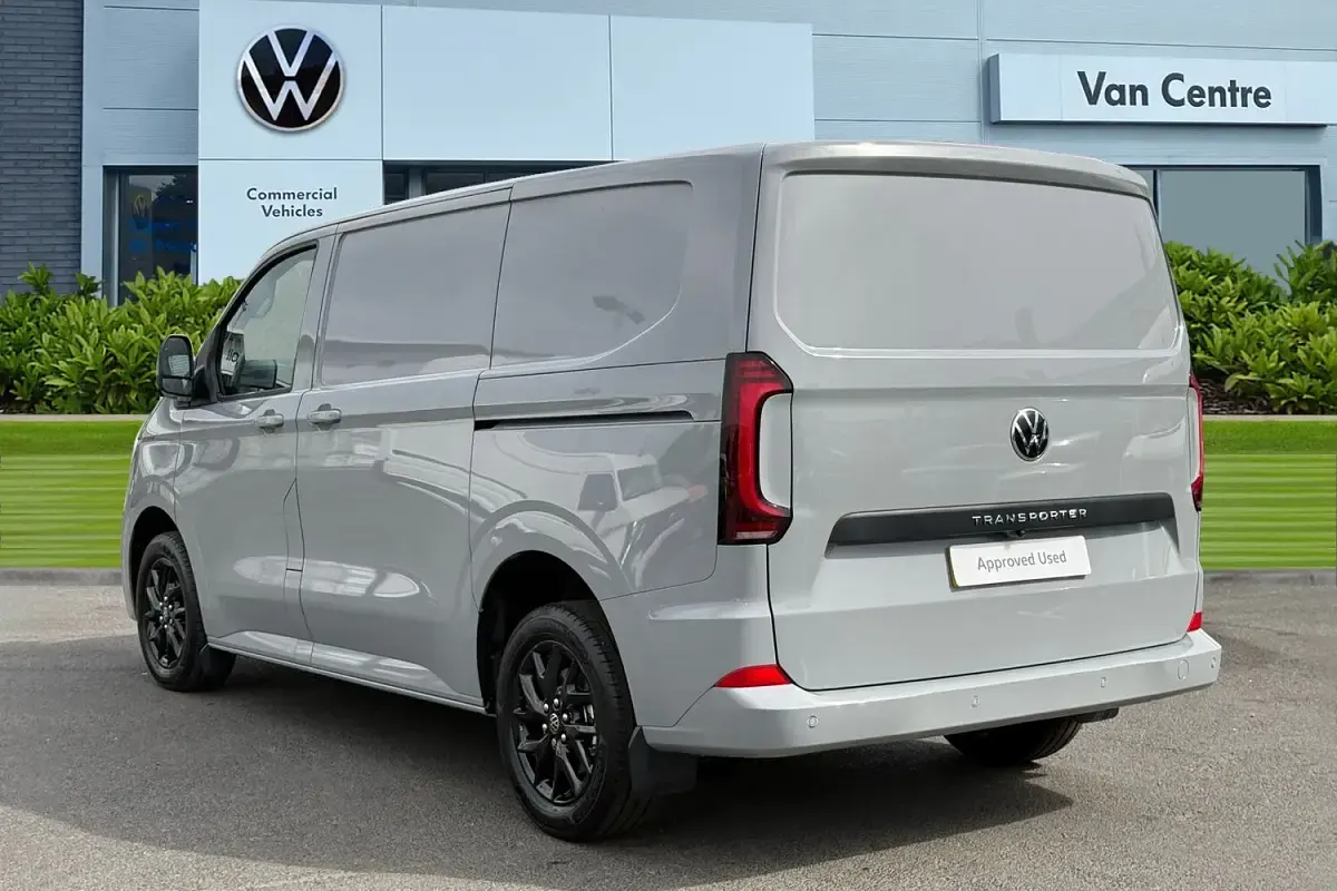 New VW Transporter Pro 148 HP (108 kW) 2026 Grey Van