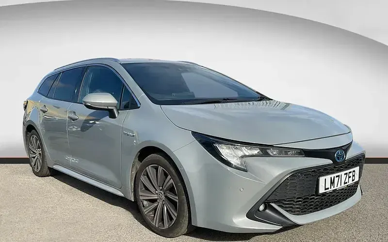 Used Toyota Corolla Design 122 HP (89 kW) 2022 Estate