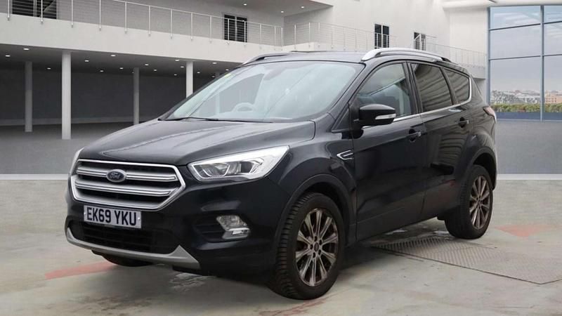 Used Ford Kuga Titanium 150 HP (110 kW) 2019 Black SUV