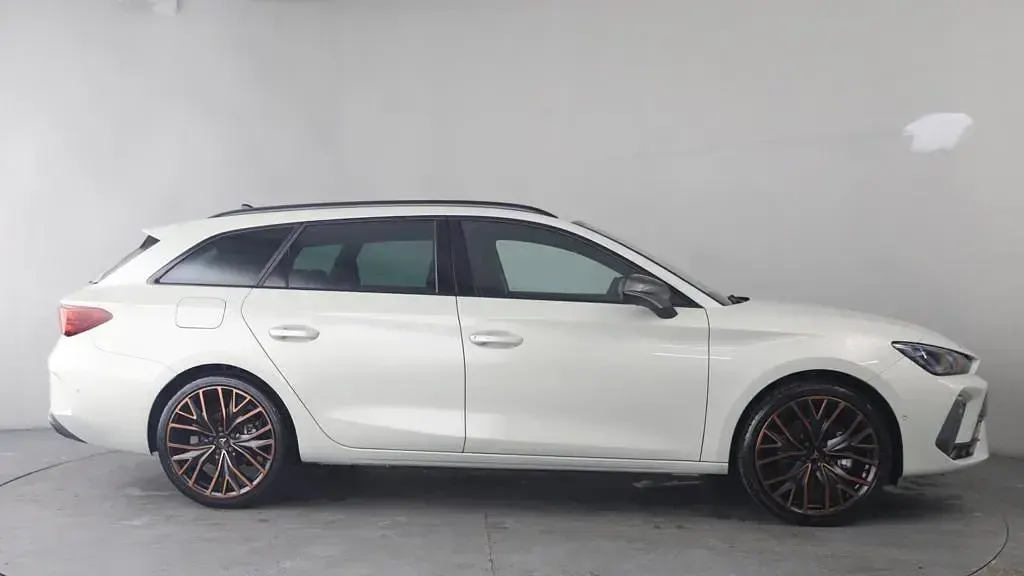 New Cupra Leon 150 HP (110 kW) 2026 Grey Estate