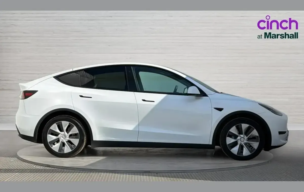 Used Tesla Model Y RWD 219 kW (299 HP) 2023 White SUV