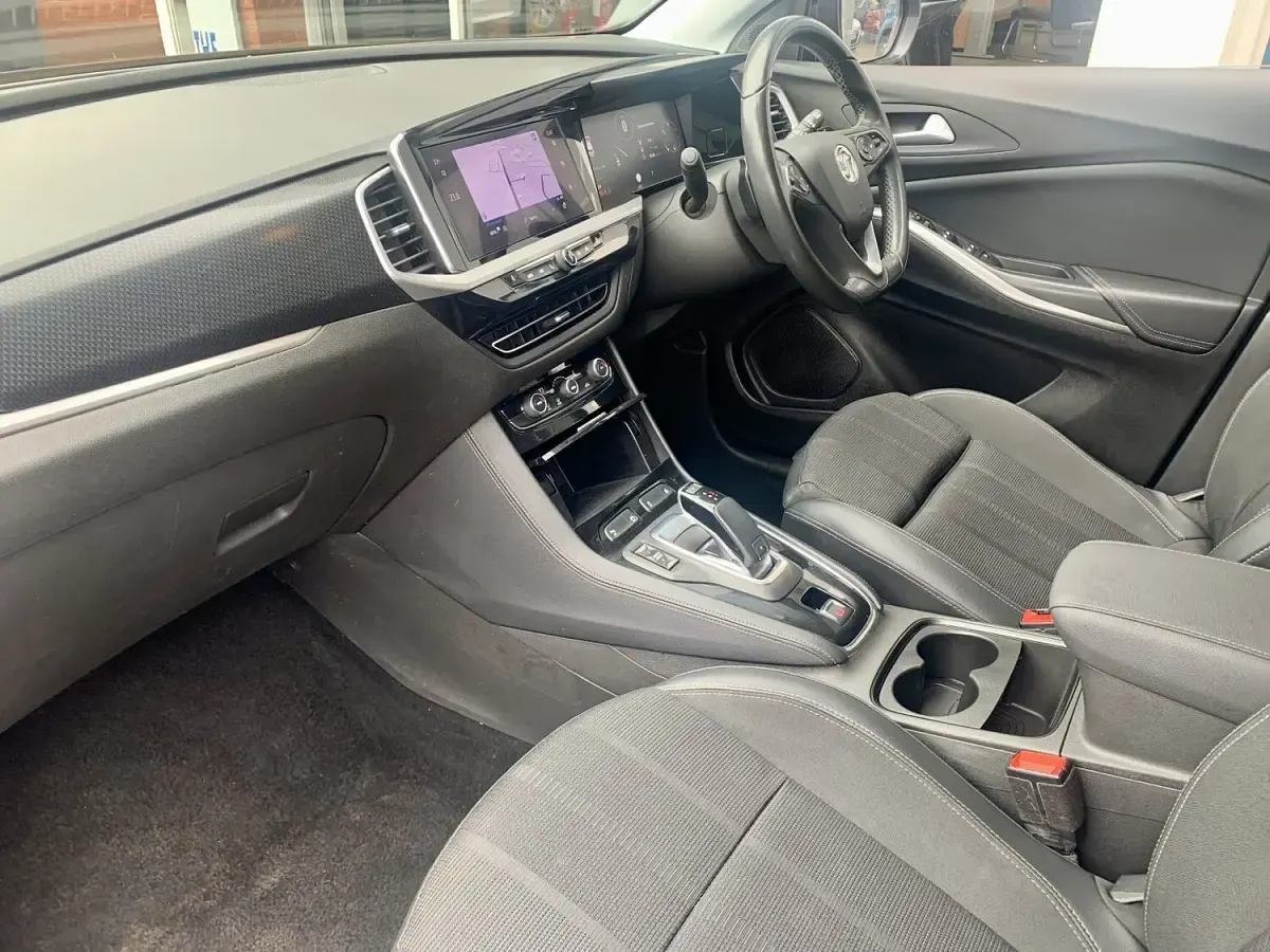 Used Vauxhall Grandland X 130 HP (95 kW) 2023 Black SUV