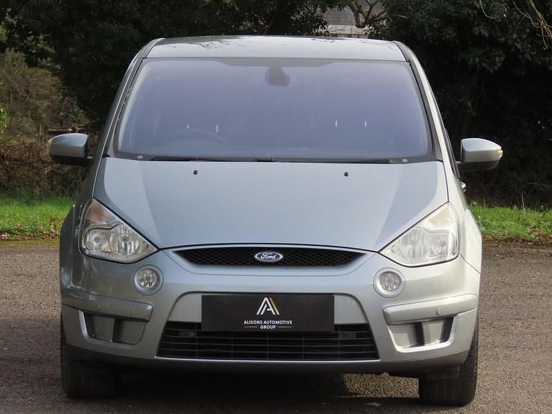 Used Ford S-MAX Titanium 2010 Silver MPV