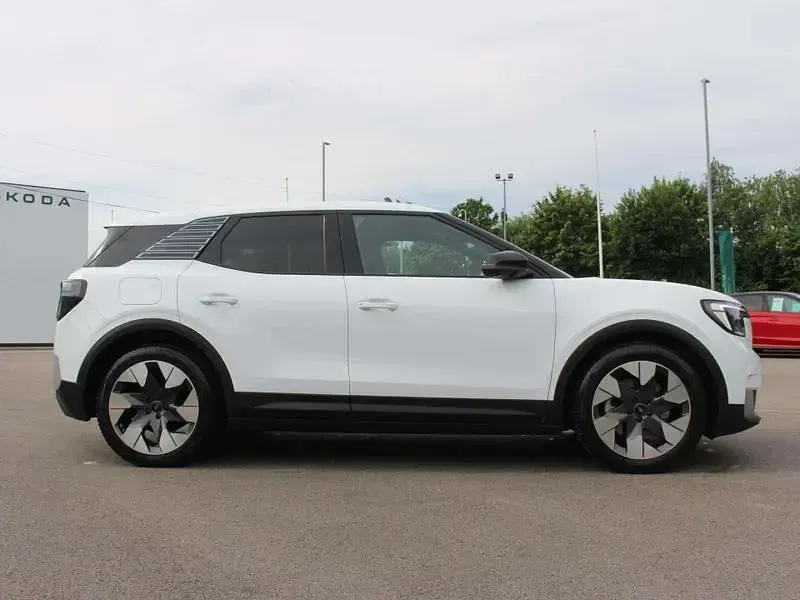 Used Ford Explorer Premium 210 kW (286 HP) 2025 White SUV