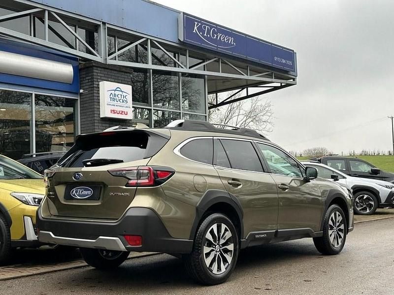 New Subaru Outback 169 HP (124 kW) 2025 Green Estate