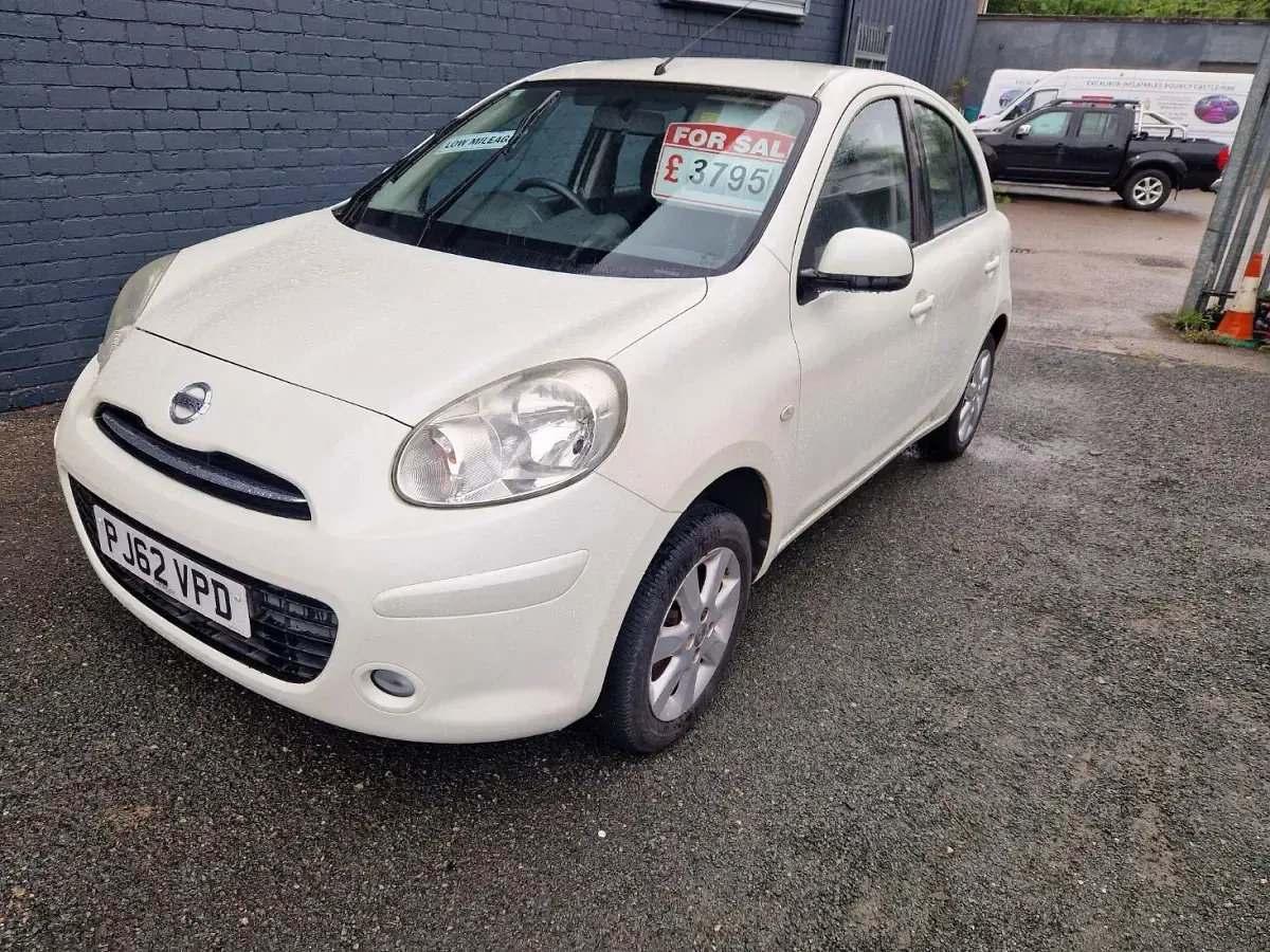 Used Nissan Micra Acenta 2013 White Hatchback