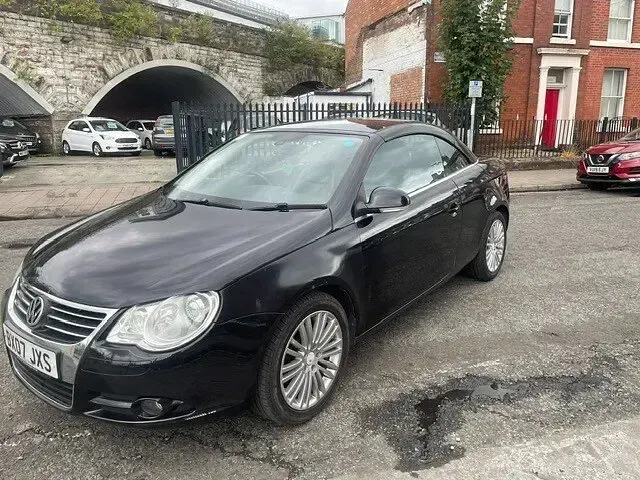 Used VW Eos Sportline 140 HP (102 kW) 2007 Black Cabriolet
