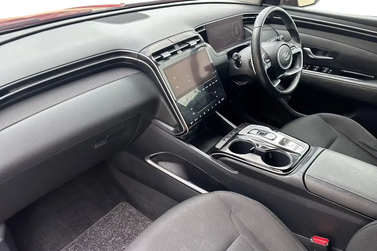 Usado Hyundai Tucson SE 230 HP (169 kW) 2022 Vermelho SUV