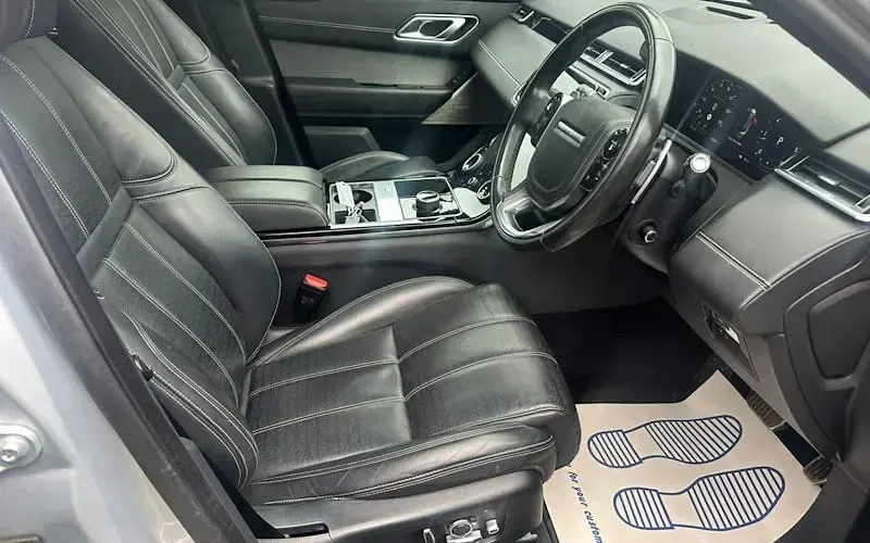 Used Land Rover Range Rover Velar HSE Dynamic 241 HP (177 kW) 2019 Silver SUV