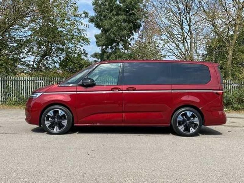 Used VW Multivan Style 2025 Red Van