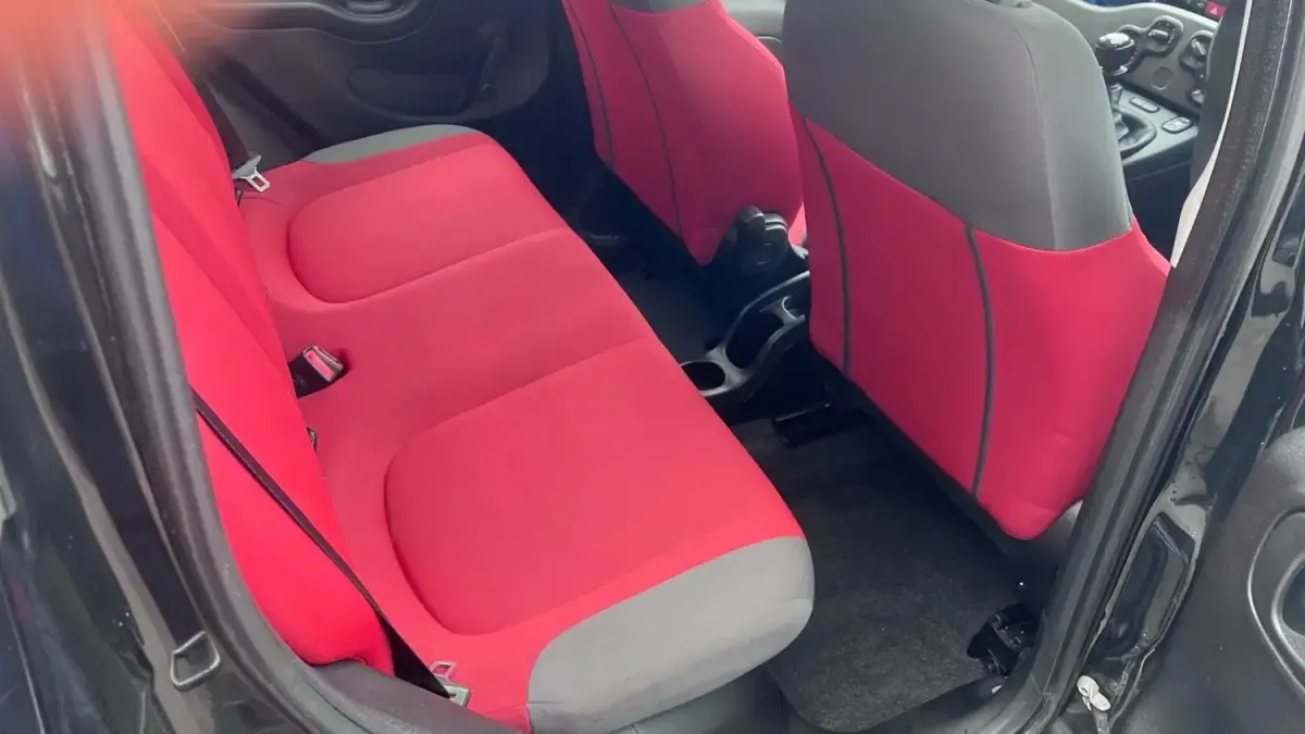 Używany Fiat Panda Pop 69 KM (50 kW) 2014 Czarny Hatchback
