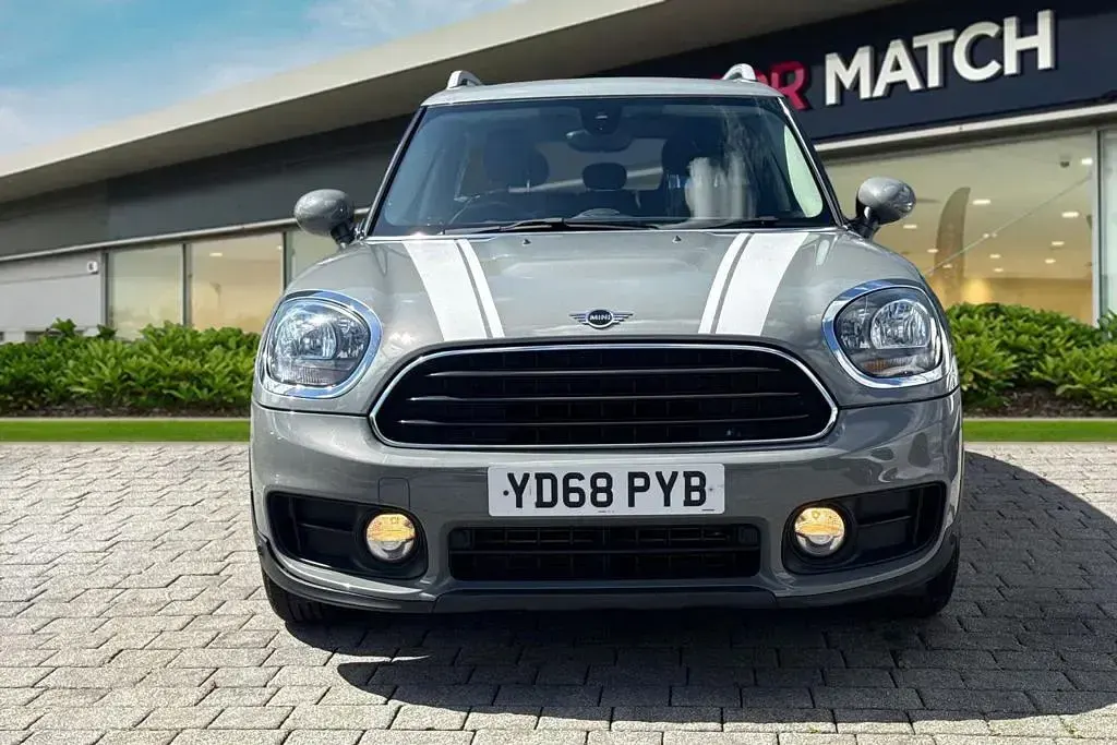 Used Mini Cooper D Countryman 2018 Grey SUV