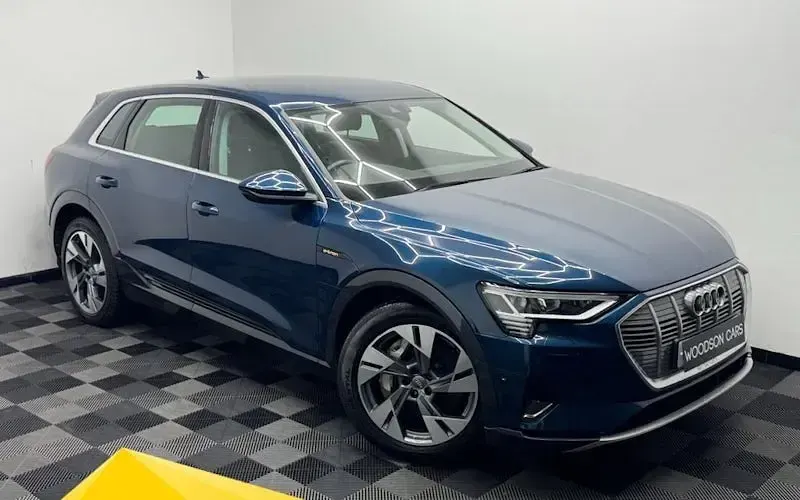Used Audi e-tron Design 300 kW (408 HP) 2020 SUV