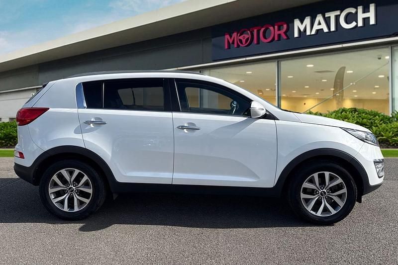 Used Kia Sportage 2015 White SUV