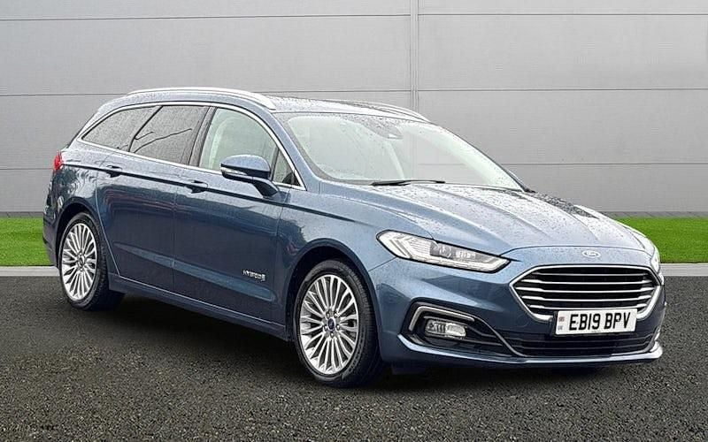 Used 2022 Ford Mondeo Titanium Estate | £14,490 (Good price) - Image 1/4