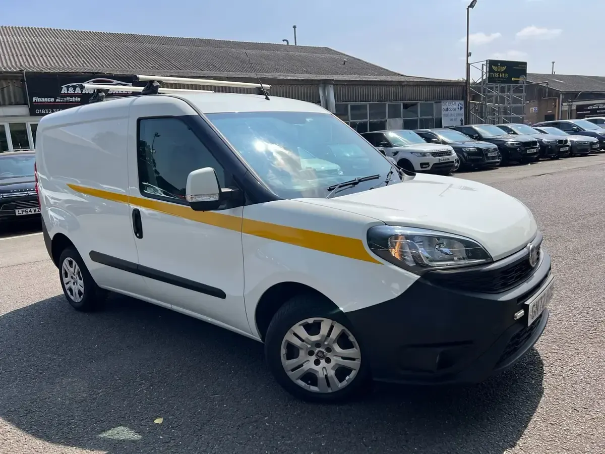 Used Fiat Doblò 2023 White MPV