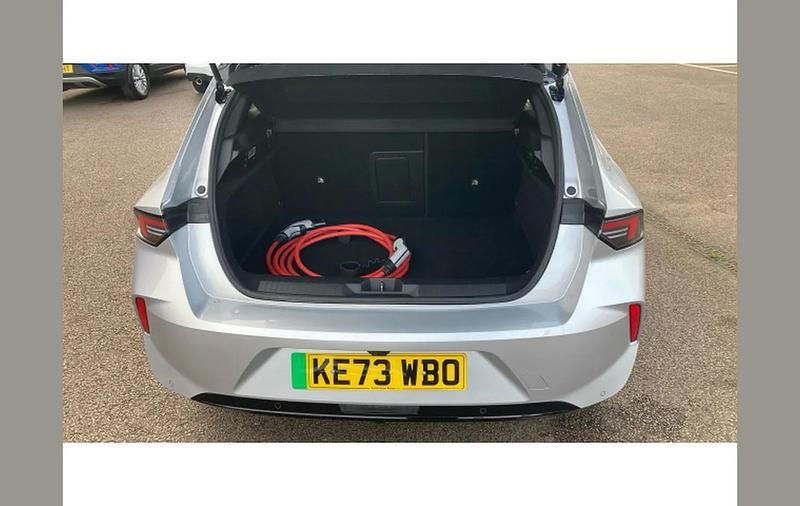 Used Vauxhall Astra 114 kW (156 HP) 2023 Grey Hatchback