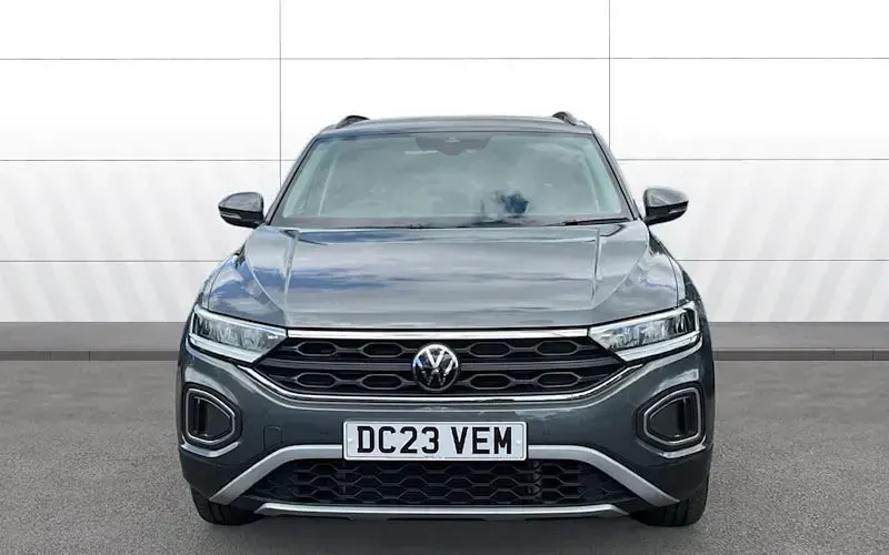 Used VW T-Roc Life 150 HP (110 kW) 2023 Grey SUV