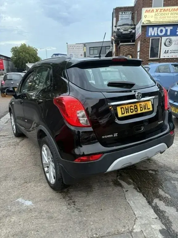 Used Vauxhall Mokka X Active 140 HP (102 kW) 2019 Black SUV
