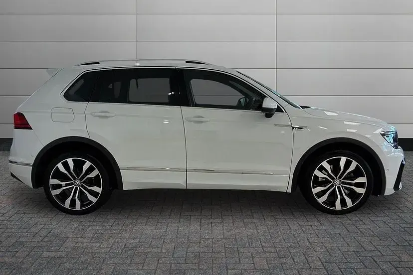 Used VW Tiguan R-line 187 HP (137 kW) 2020 Pure white SUV