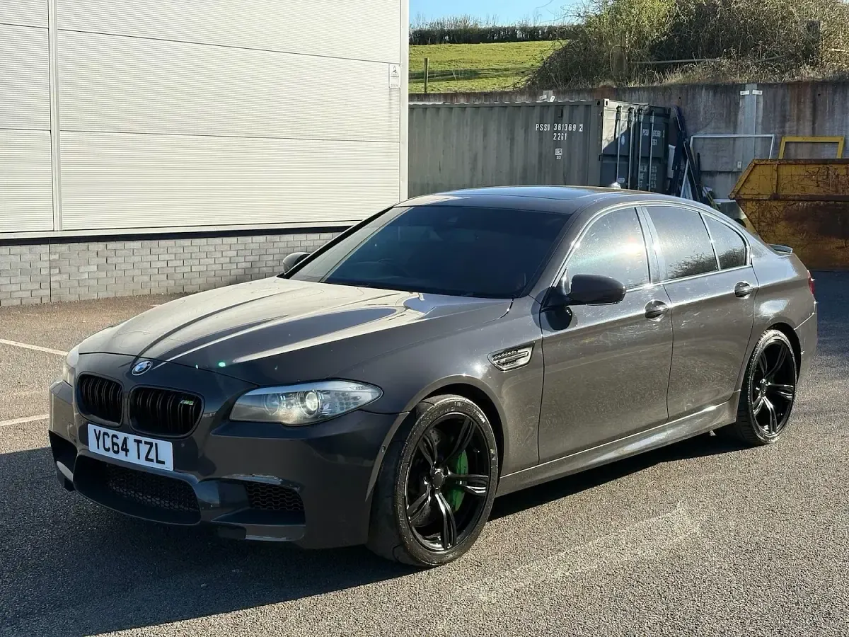 Used BMW M5 Comfort Edition 2014 Grey Sedan