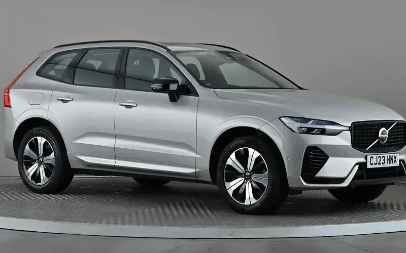Used Volvo XC60 Plus 349 HP (256 kW) 2023 SUV