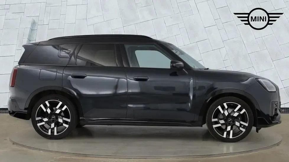 Used Mini Countryman 168 HP (123 kW) 2025 Grey SUV