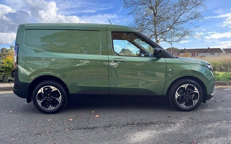 Used Ford Transit Limited 100 kW (136 HP) 2025 Van