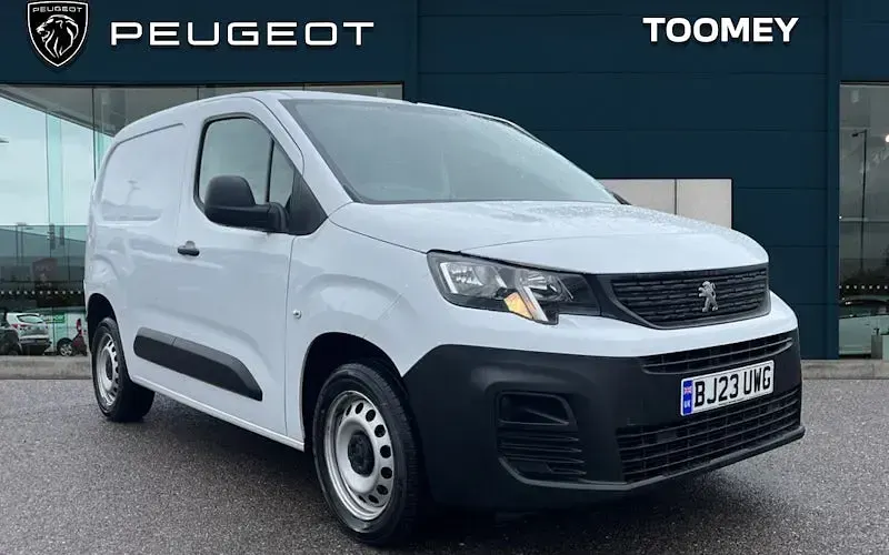 Used Peugeot Partner Premium 102 HP (75 kW) 2023 MPV