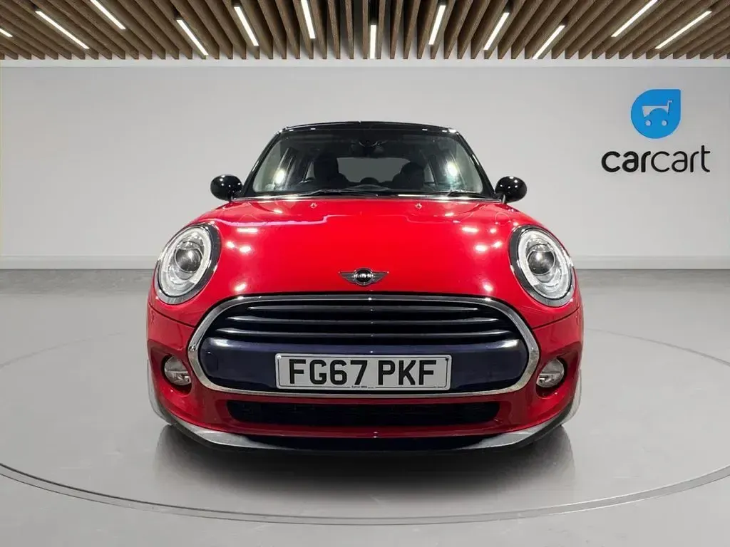 Used Mini Cooper Hatch 136 HP (100 kW) 2017 Red Hatchback