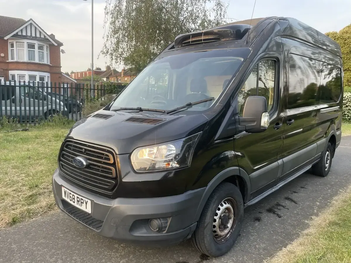 Used Ford Transit 105 HP (77 kW) 2018 White Van